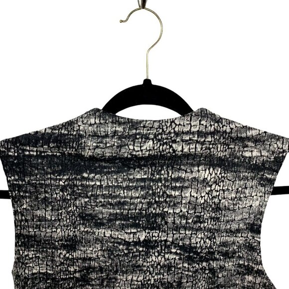 YIGAL X DESIGN LAB Y2K Style Asymmetrical Zip front sheath dress - Picture 4 of 6